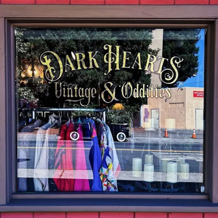 Dark Hearts Vintage And Oddities, business photo 1